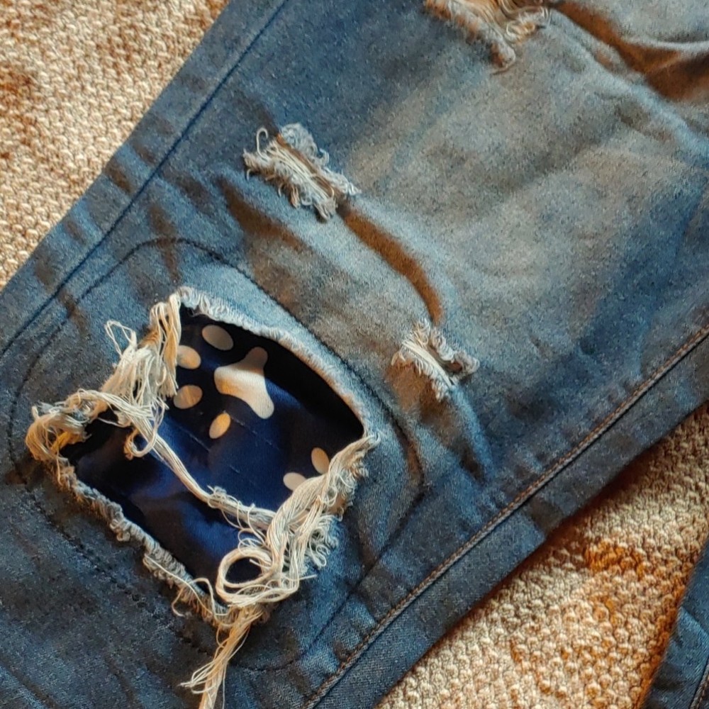 Jeans - Picture 2 of 8